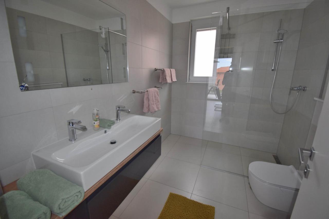 Relax-Krk Apartman Krk Town Kültér fotó